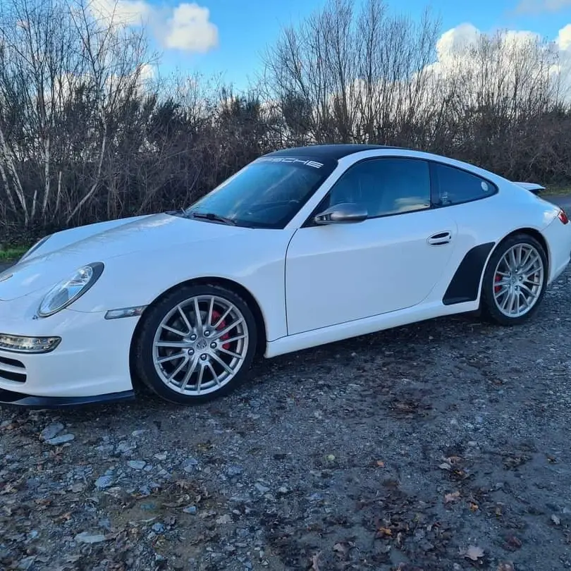 Covering Porsche 911